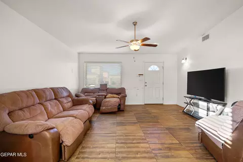 Living - 15152 Method Ave, El Paso, TX 79938 photo 3 of 4
