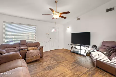 Living - 15152 Method Ave, El Paso, TX 79938 photo 2 of 4