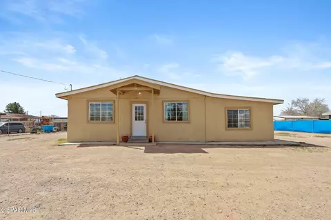 11521 Valle Frondoso Rd, El Paso, TX 79927