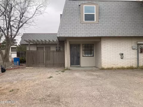 10824 Ivanhoe Dr #C, El Paso, TX 79935