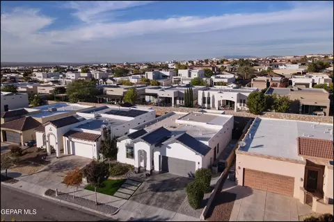 View/Area - 7357 Skyrocket Dr, El Paso, TX 79911 photo 4 of 18