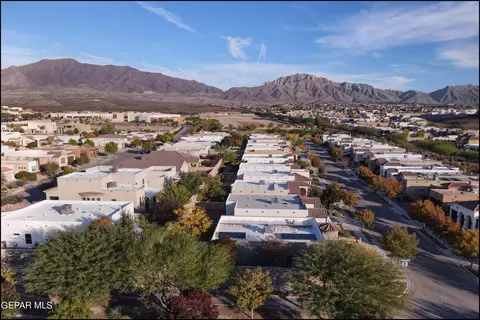 View/Area - 7357 Skyrocket Dr, El Paso, TX 79911 photo 14 of 18