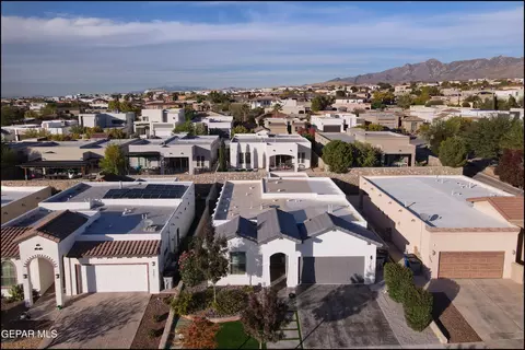 View/Area - 7357 Skyrocket Dr, El Paso, TX 79911 photo 3 of 18