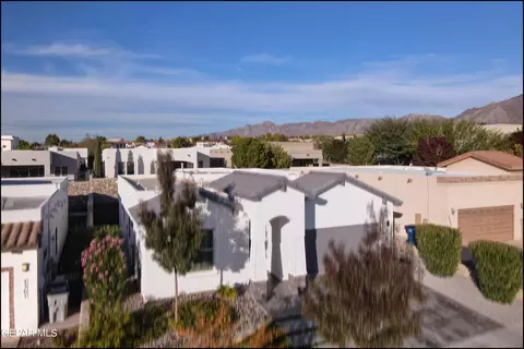 View/Area - 7357 Skyrocket Dr, El Paso, TX 79911 photo 1 of 18