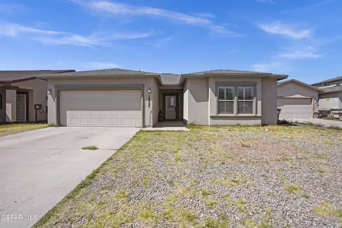 10737 Canyon Sage Dr, El Paso, TX 79924