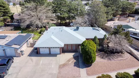 1840 Tom Bolt Dr, El Paso, TX 79936