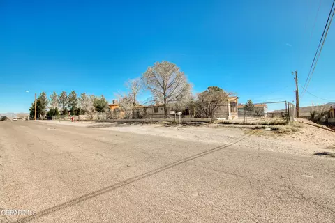Exterior - 446 San Andres Dr, Anthony, NM 88021 photo 2 of 3