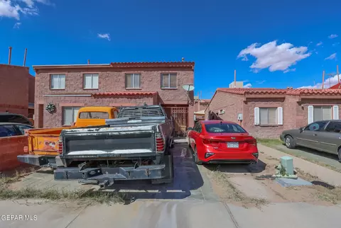 11047 Sunshine Ct, El Paso, TX 79936