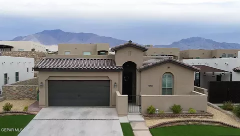 1742 Buckboard St, El Paso, TX 79911
