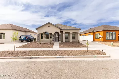 14368 Tobe Davis Dr, El Paso, TX 79928