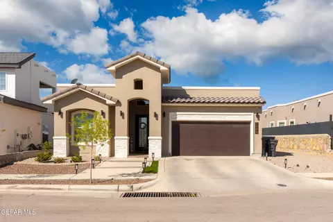 209 Emerald Tower Dr, El Paso, TX 79928