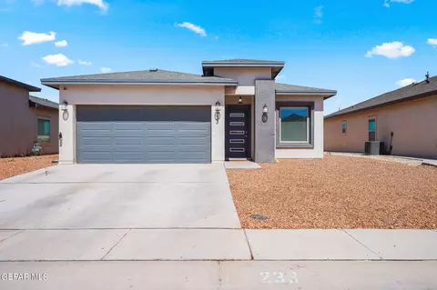 233 Flor Papagayo Way, Socorro, TX 79927