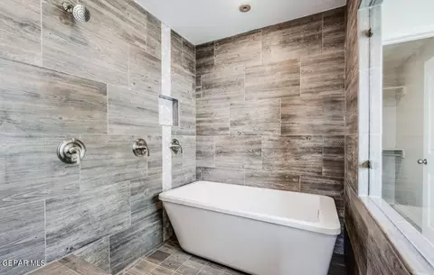 Bath - 15064 Composition, El Paso, TX 79938 photo 5 of 5