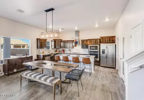 Kitchen - 15064 Composition, El Paso, TX 79938 photo 4 of 5