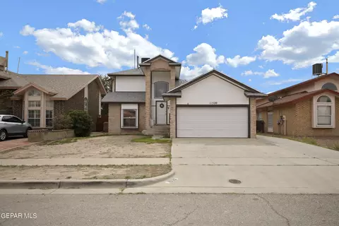 11520 Crazy Horse Dr, El Paso, TX 79936