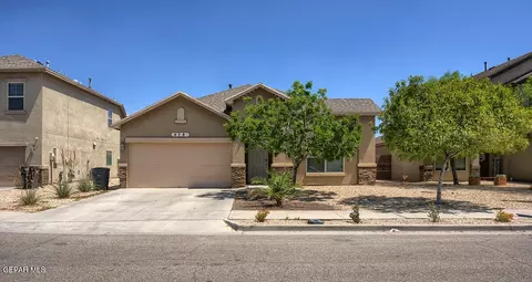 476 Hollywood, Horizon City, TX 79928