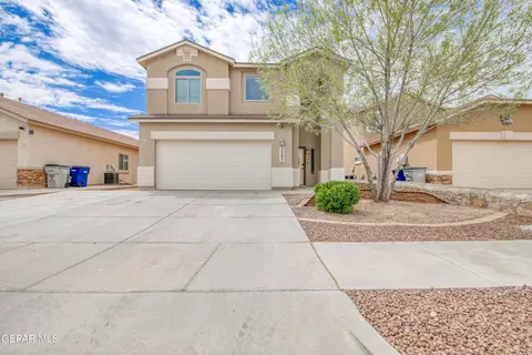 3297 Azteca Trail Dr, El Paso, TX 79938