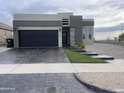 12470 Chamberlain Dr, Horizon City, TX 79928