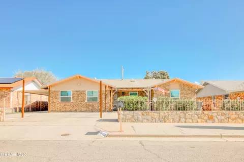 4709 G T Powers Dr, El Paso, TX 79924