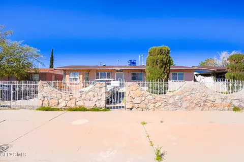 5703 Middlesboro Ave, El Paso, TX 79924