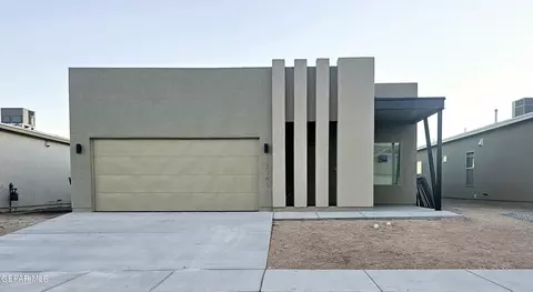 7424 Norte Portugal Ln, El Paso, TX 79934