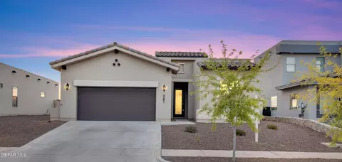 261 Ulshaw St, El Paso, TX 79928