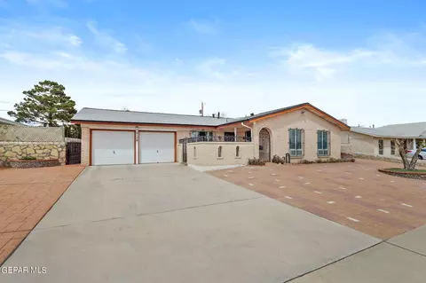2128 Harwood Dr, El Paso, TX 79925