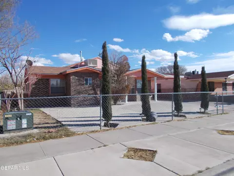 9369 El Vergel Dr, El Paso, TX 79907