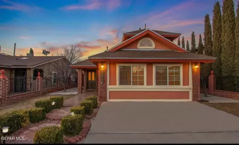 11977 Dragon Crest Dr, El Paso, TX 79936