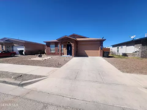 921 Brezo St, El Paso, TX 79928