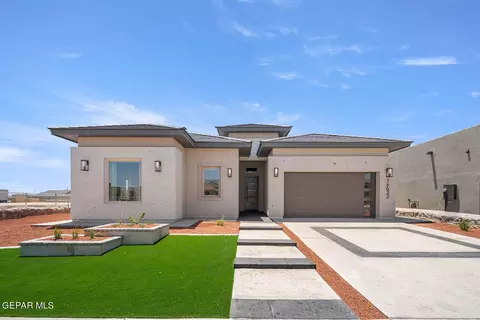 2089 Santa Isabella Dr, Sunland Park, NM 88063