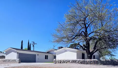 18007 Carson Dr, Horizon City, TX 79928