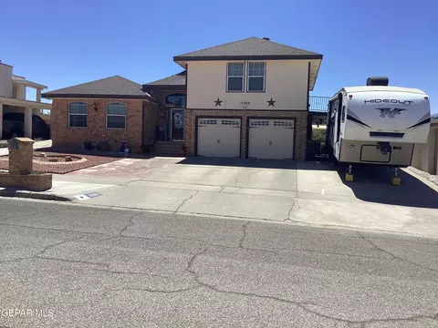 11704 Casa View Dr, El Paso, TX 79936