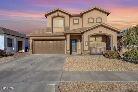 521 Lanner St, Horizon City, TX 79928