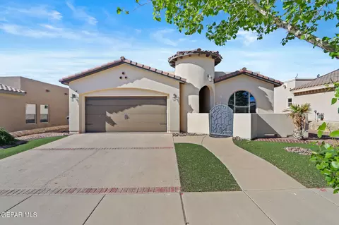 12221 Chapel Hill Rd, Horizon City, TX 79928