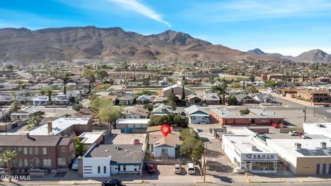 2709 Montana Ave, El Paso, TX 79903