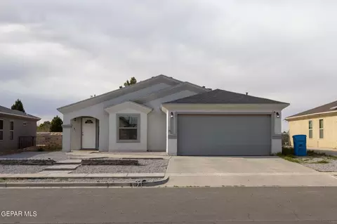 617 David Ortiz St, Socorro, TX 79927