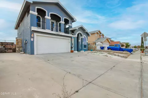 12432 Tierra Inca Dr, El Paso, TX 79938