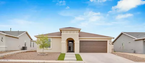 948 Galaxia Dr, El Paso, TX 79928