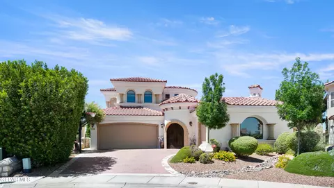 1132 Calle Del Sur Dr, El Paso, TX 79912