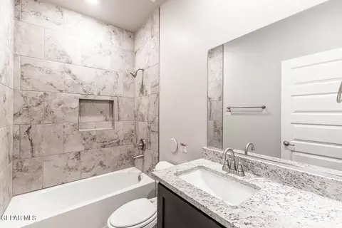 Bath - 3612 Pattern Pl, El Paso, TX 79938 photo 1 of 10