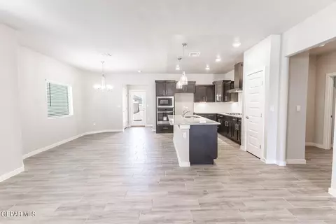 Kitchen - 3612 Pattern Pl, El Paso, TX 79938 photo 1 of 4