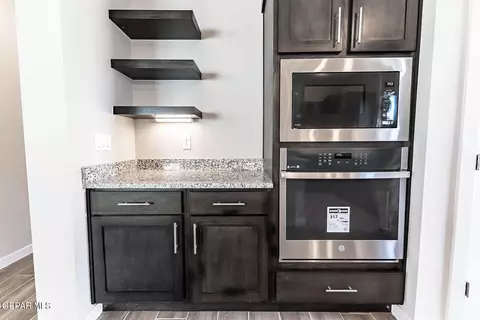 Kitchen - 3608 Pattern Pl, El Paso, TX 79938 photo 4 of 4