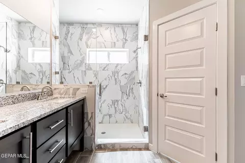 Bath - 3608 Pattern Pl, El Paso, TX 79938 photo 7 of 9