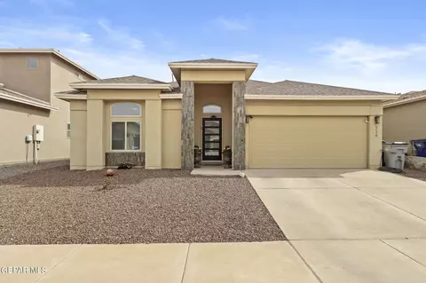 524 Delancey St, El Paso, TX 79938