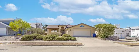7004 Crown Ridge Dr, El Paso, TX 79912