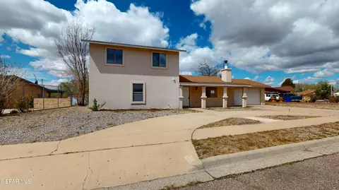 1820 Altura Ave, Las Cruces, NM 88001