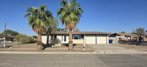 2601 Ed Furgol Ct, El Paso, TX 79936