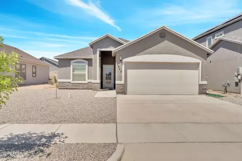 1049 Summer House St, Horizon City, TX 79928