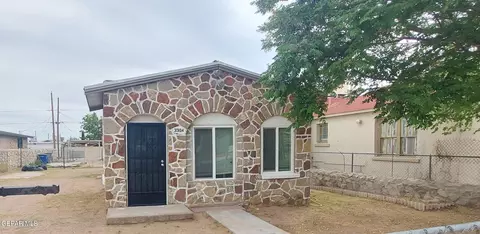 3304 Wyoming Ave #A&B, El Paso, TX 79903